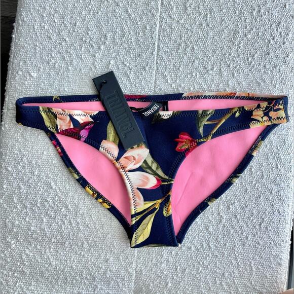 Triangl Swimwear Floral Bikini Bottom Size Small NWT - Picture 1 of 8